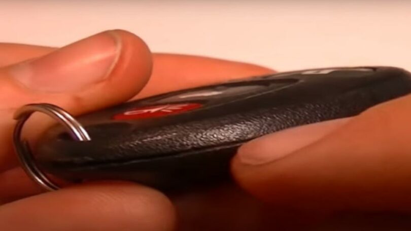 How Do You Change Battery in Chevy Key Fob? - Mechanic Guides