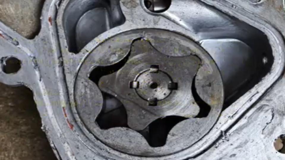 Signs of Bad Oil Pump, Plus Reasons Why It Fails and How to Maintain